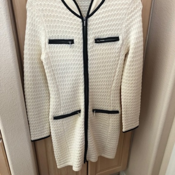 Meet the Posher Other - Meet your Posher, Sandy